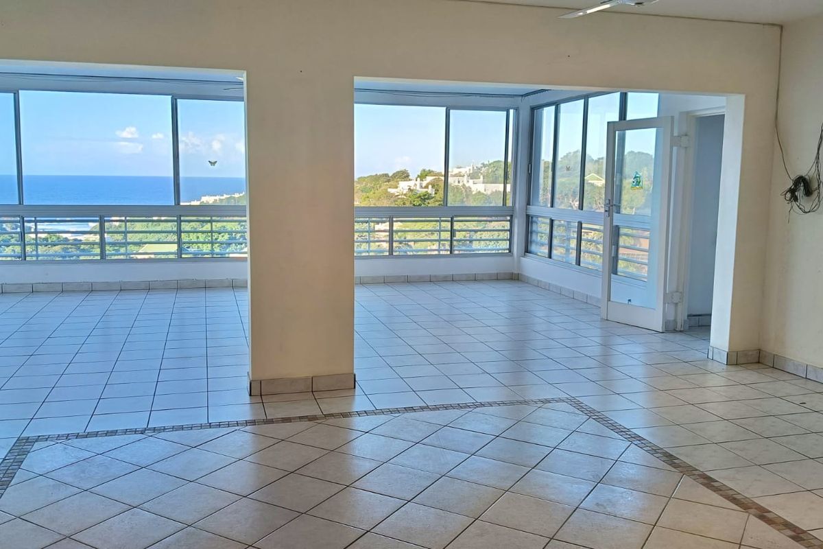Sea View 4 bed apartment to Let - Photo 5