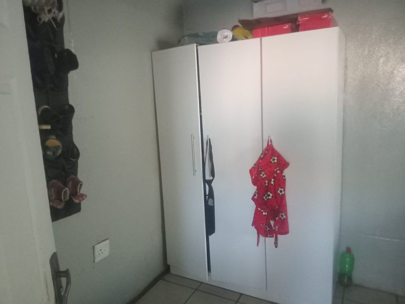 Charming 2-bedroom house for sale in Evaton West—perfect for first-time buyers or investors! - Photo 6