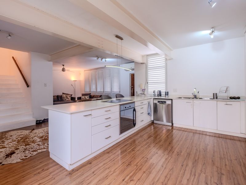 4 Bedroom apartment to rent in Umhlanga - Photo 6