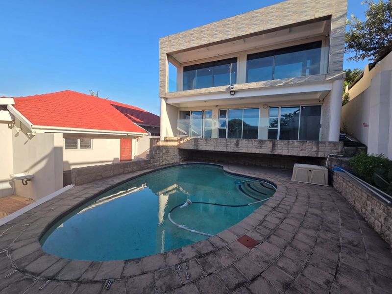 Coastal Luxury Living on Sought-After Marine Drive - Photo 2
