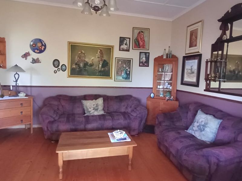 Penford family home for sale. - Photo 8