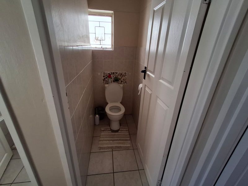 Furnished Private Student Accommodation - Photo 9
