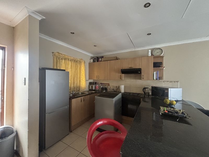 Ridgview  Flat for Sale - Photo 3