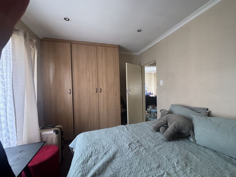 Ridgview  Flat for Sale - Photo 6