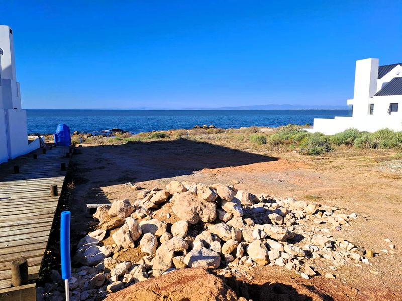 North-East Facing Coastal Gem – Steps from the Beach - Photo 7