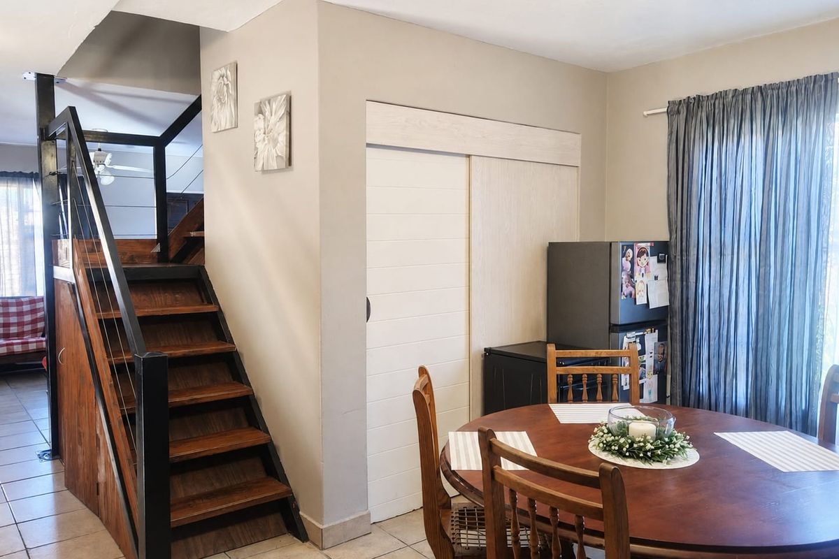 Townhouse For Sale In Potchefstroom - Photo 4