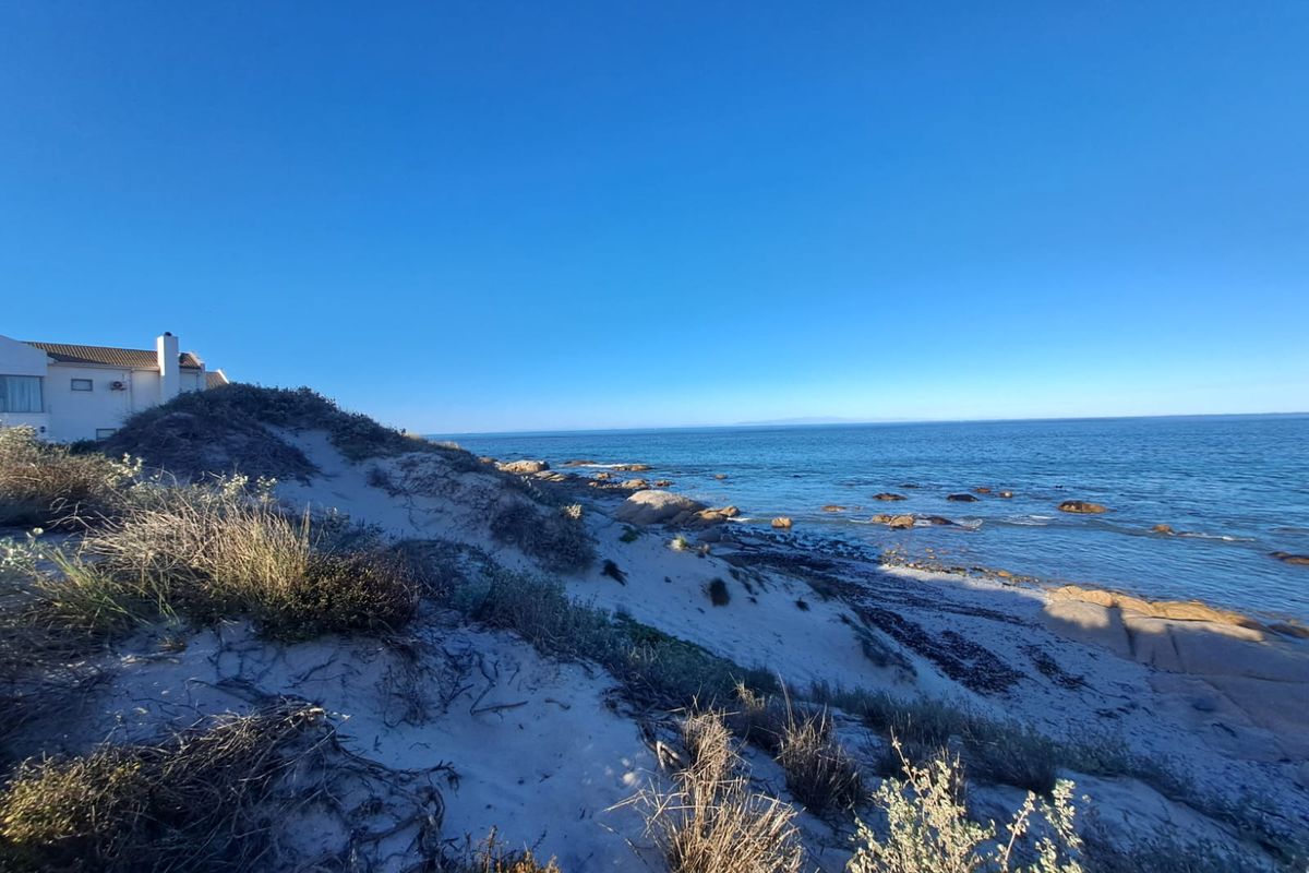Luxury Coastal Stand | Direct Beach Access | Shelley Point, St Helena Bay - Photo 4