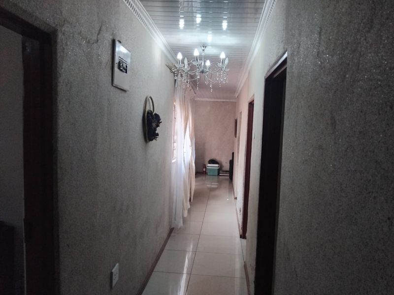 Family house for sale at Osizweni - Photo 8
