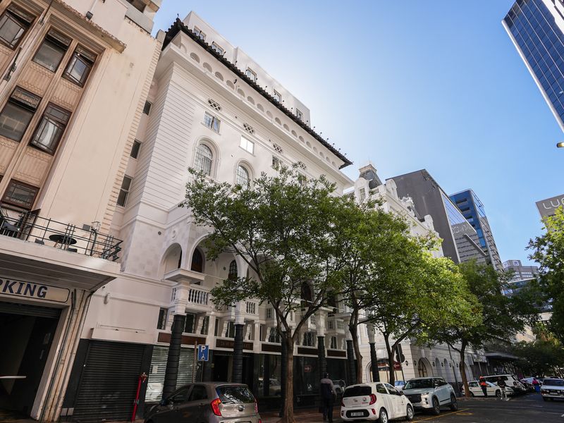 Bidding to start from R1,900,000!!! Live Luxury Auction! - Photo 4
