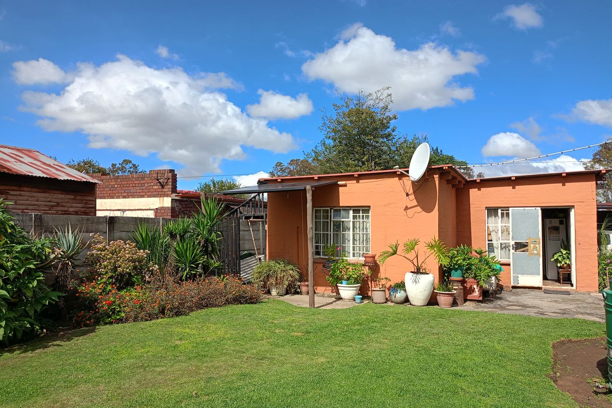 Income-Generating Investment Opportunity with Multiple Rental Streams - Photo 2