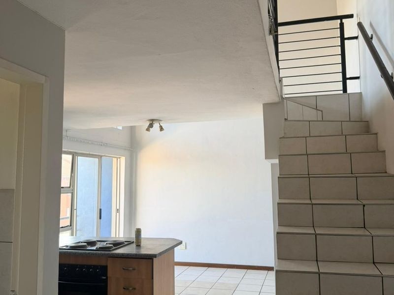 1 Bedroom loft Apartment - Photo 7