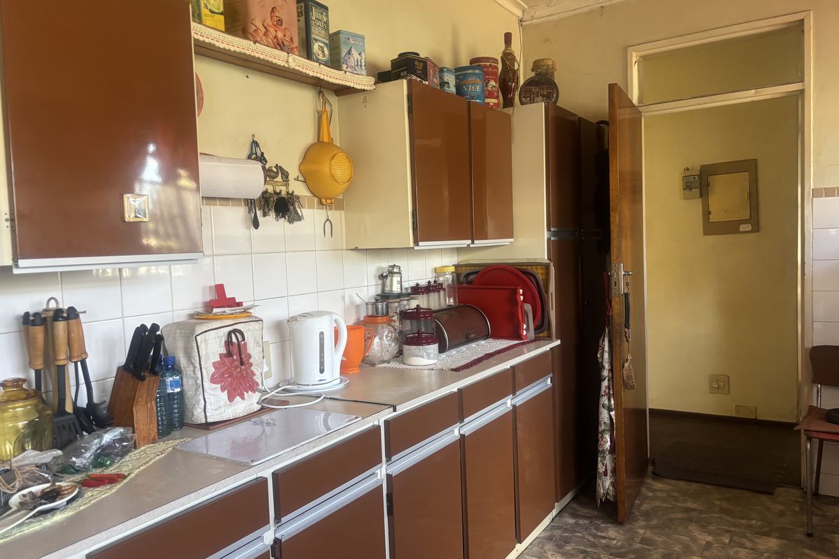 Family Friendly Home - Photo 4