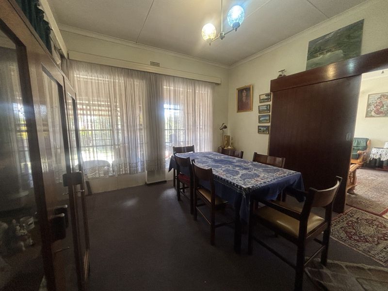 Family Friendly Home - Photo 5