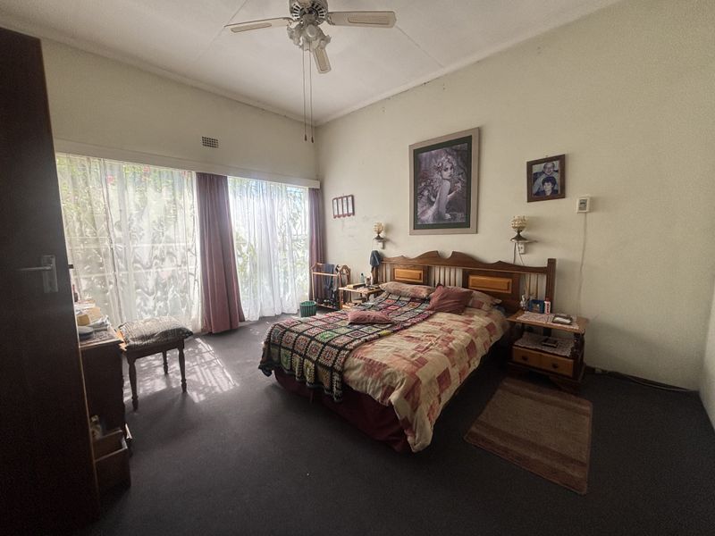 Family Friendly Home - Photo 8