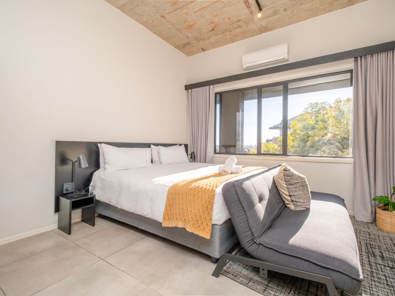 Modern Studio Apartment for Sale | Prime Sandton Airbnb Investment - Photo 9