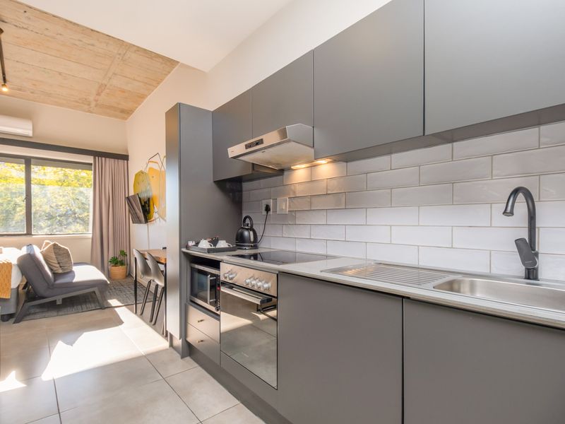 Modern Studio Apartment for Sale | Prime Sandton Airbnb Investment - Photo 2