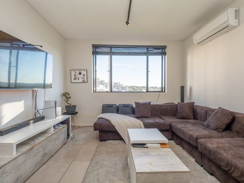 Modern 1-Bedroom Apartment for Sale | Prime Sandton Investment | Airbnb Friendly - Photo 4