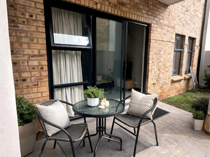 Modern 2-Bedroom Garden Apartment for Sale | Hyde Park | Secure Lifestyle Living - Photo 4