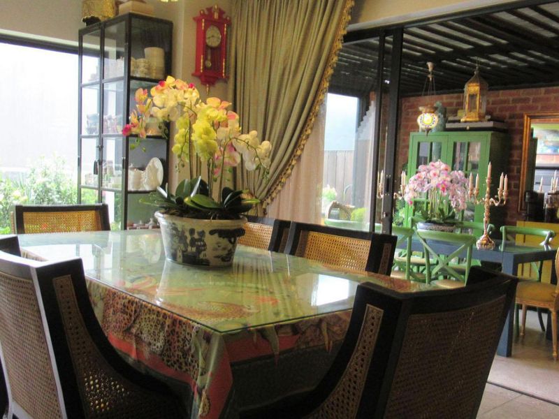 Industrial Chic Meets Victorian Elegance | Designer 3-Bedroom Cluster Home in Secure Lifestyle Estat - Photo 7