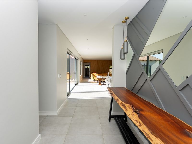 Modern Architectural Masterpiece | Langebaan Golf Estate - Photo 2