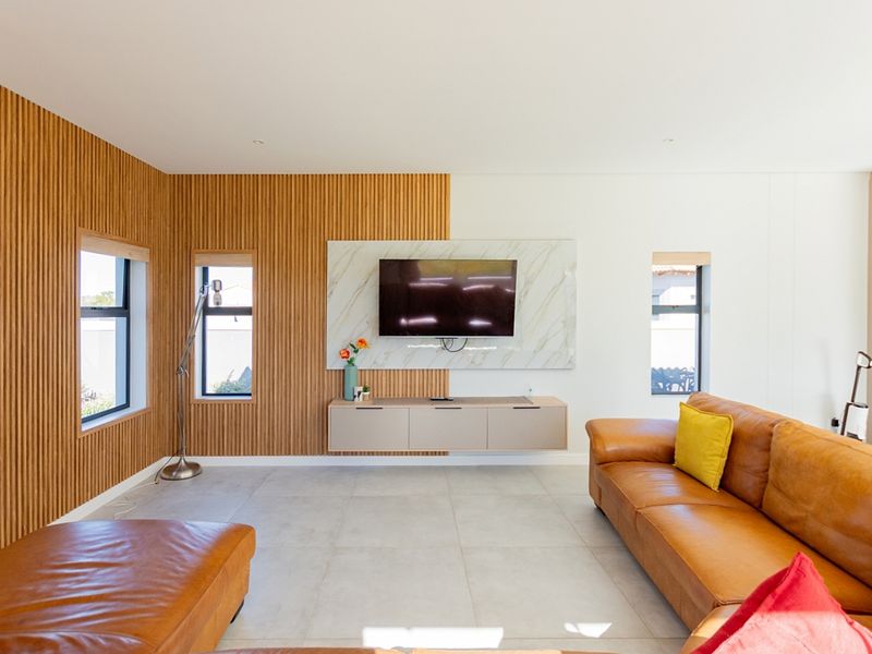 Modern Architectural Masterpiece | Langebaan Golf Estate - Photo 10