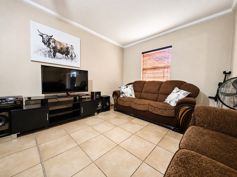 Your Perfect First Home Awaits! - Photo 4