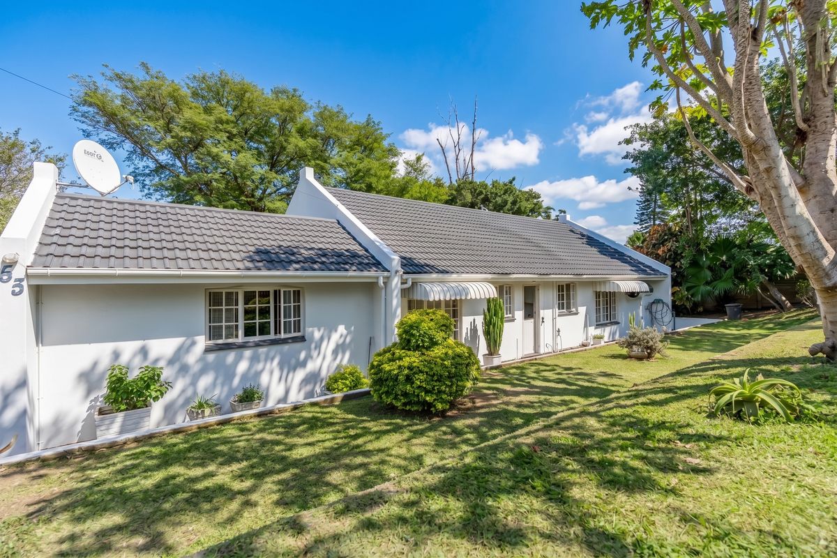 Charming 3-Bedroom Family Home in Sought-After Sarnia - Photo 3