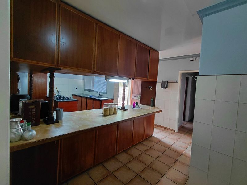 Charming 3-bedroom home in Randlespark, Klerksdorp - Photo 7