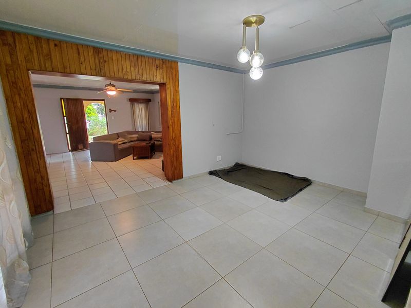 Charming 3-bedroom home in Randlespark, Klerksdorp - Photo 6