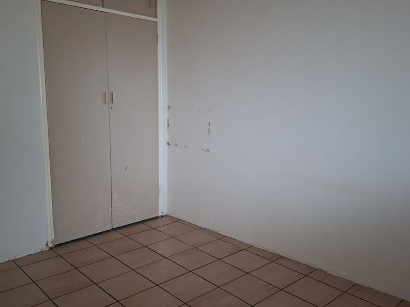 Sole and Exclusive Mandate - Photo 6