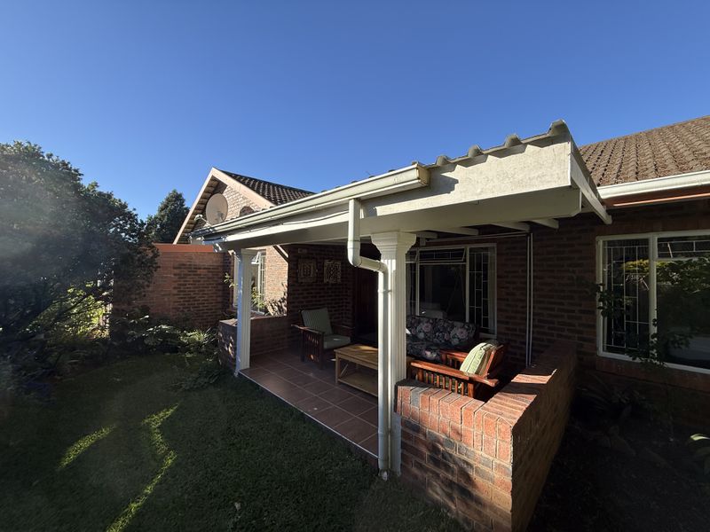 Peace, privacy and tranquility in the heart of Amberfield - Photo 5