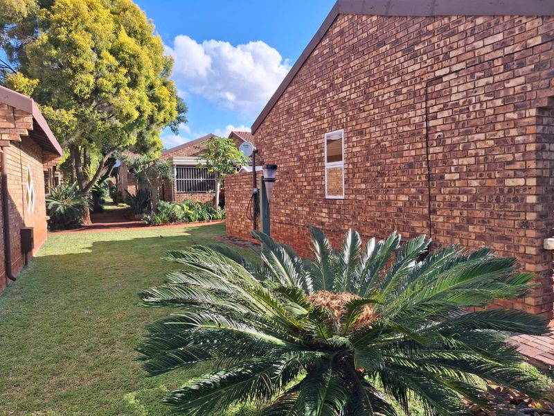 Embrace a relaxed and secure retirement lifestyle - Photo 2