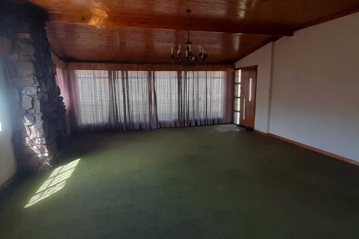 3 Bedroom House to Rent in Proclamation Hill, Spacious Garden , R13,500 per Month - Photo 2