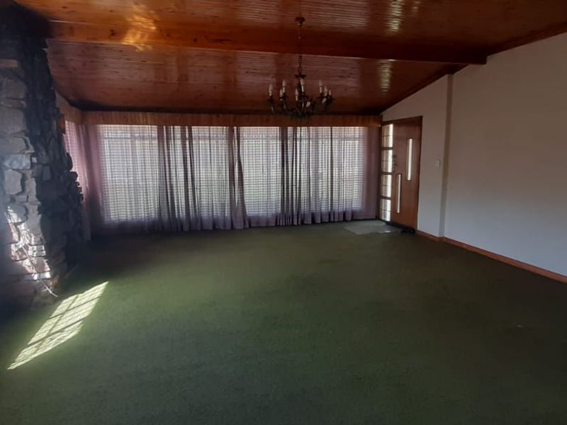 3 Bedroom House to Rent in Proclamation Hill, Spacious Garden , R13,500 per Month - Photo 2