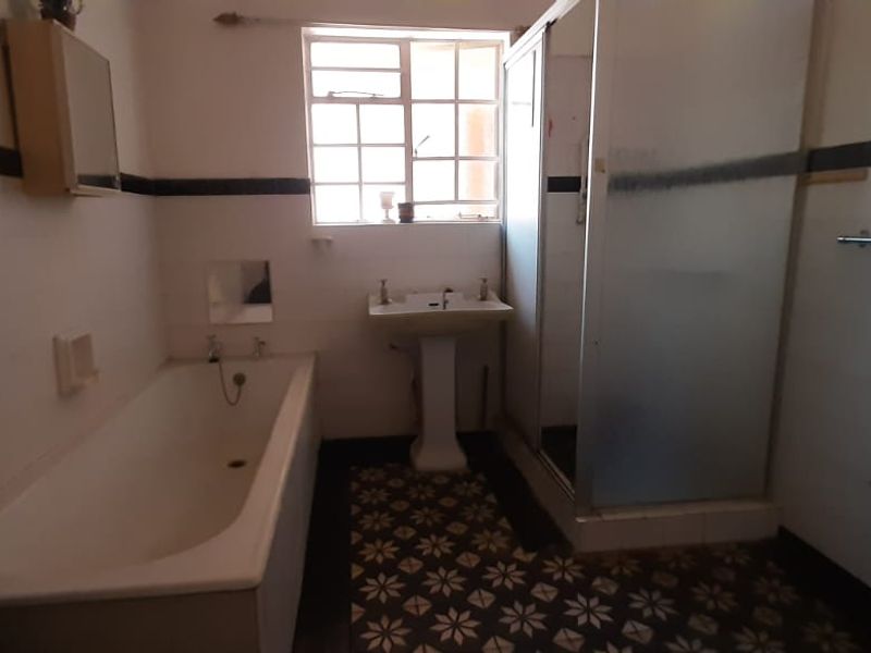 3 Bedroom House to Rent in Proclamation Hill, Spacious Garden , R13,500 per Month - Photo 4