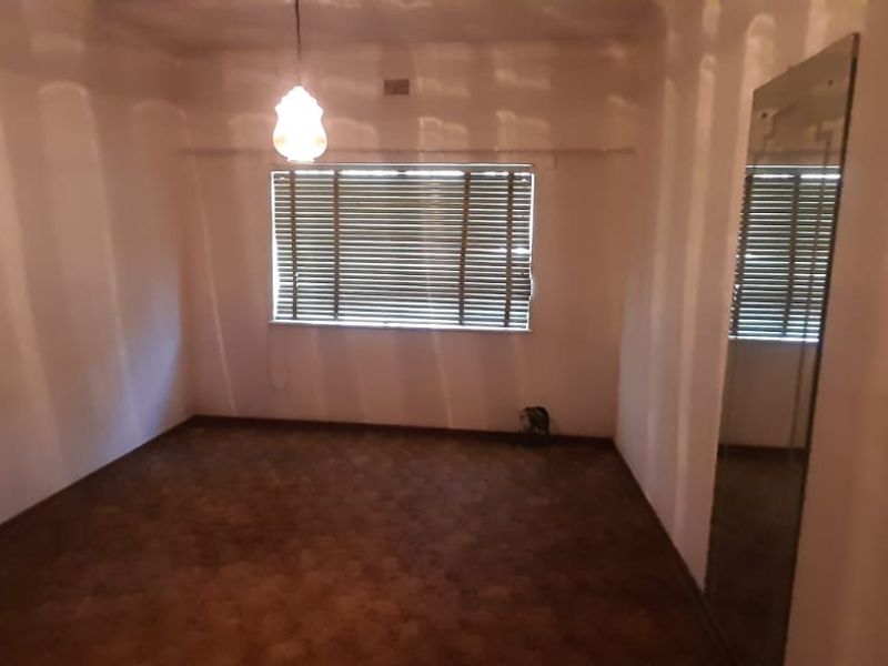 3 Bedroom House to Rent in Proclamation Hill, Spacious Garden , R13,500 per Month - Photo 6