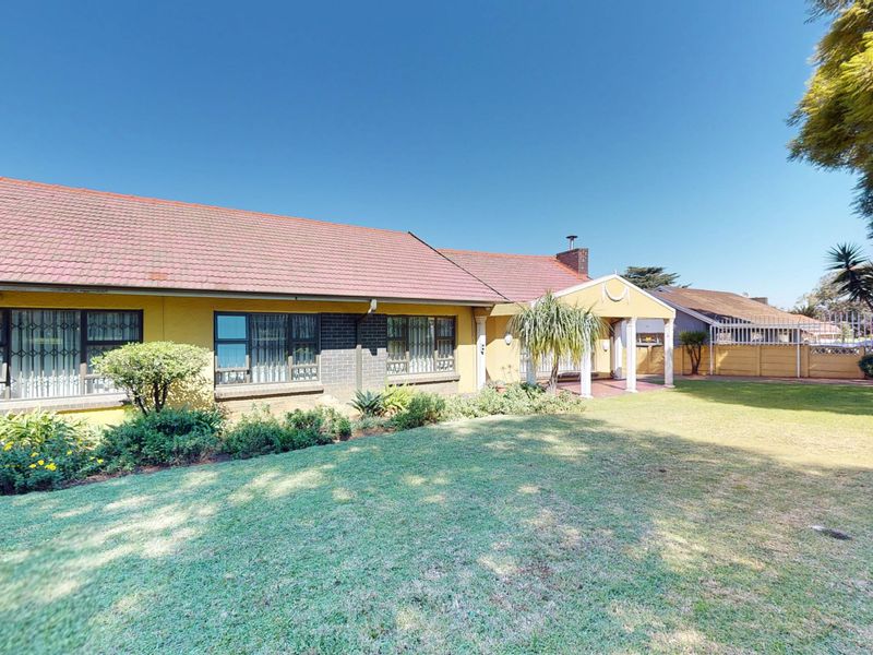 House For Sale In Germiston - Photo 3