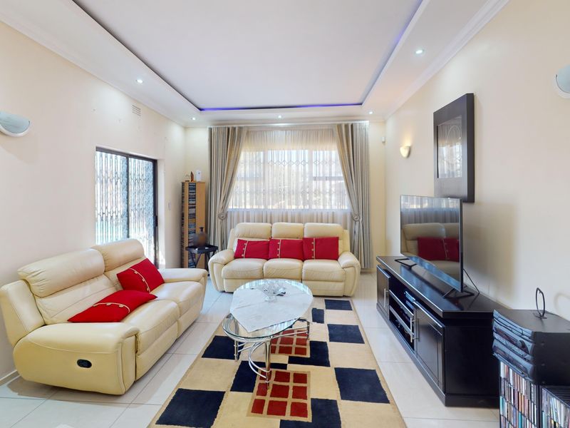 House For Sale In Germiston - Photo 6