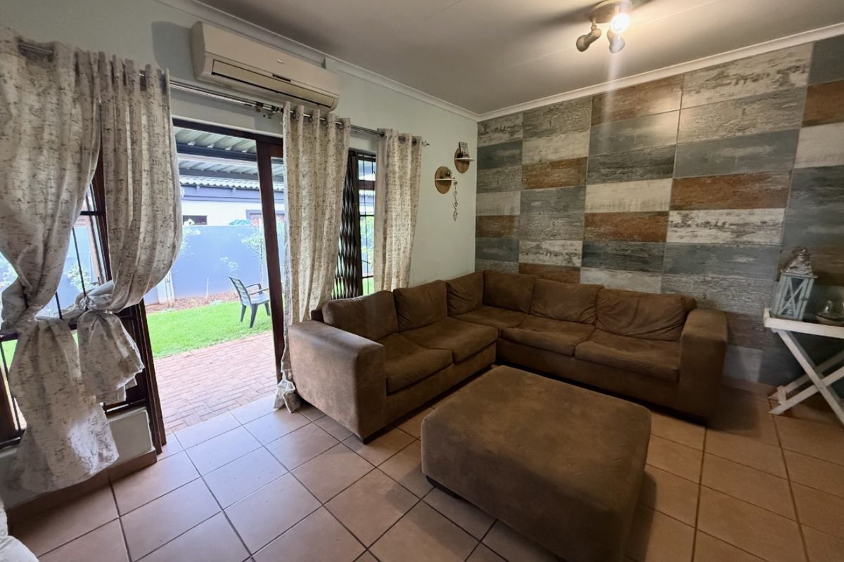 Spacious 3 Bedroom Rental Home in the Heart of Montana - Photo 3