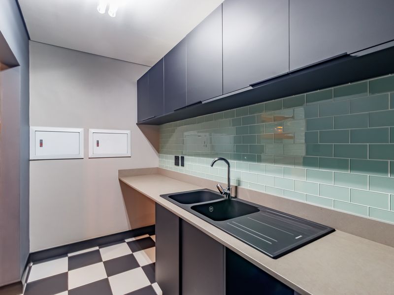 2-Bedroom Corner Penthouse | Golf Course Views | No Loadshedding - Photo 6