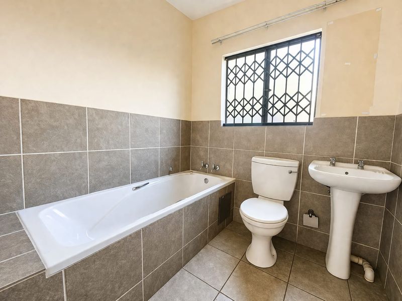 Your Perfect First Home Starts Here – Stylish Ground Floor Living at an Affordable Price! - Photo 10