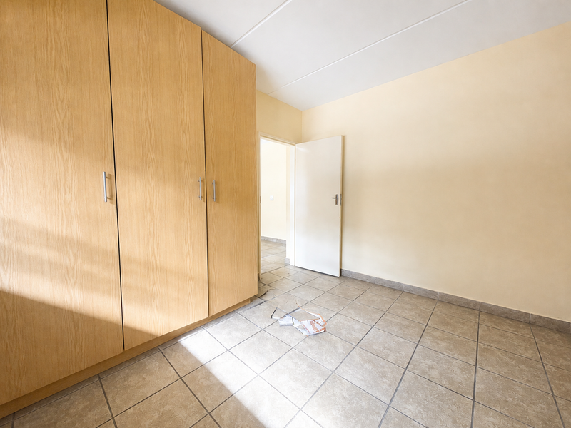Your Perfect First Home Starts Here – Stylish Ground Floor Living at an Affordable Price! - Photo 6