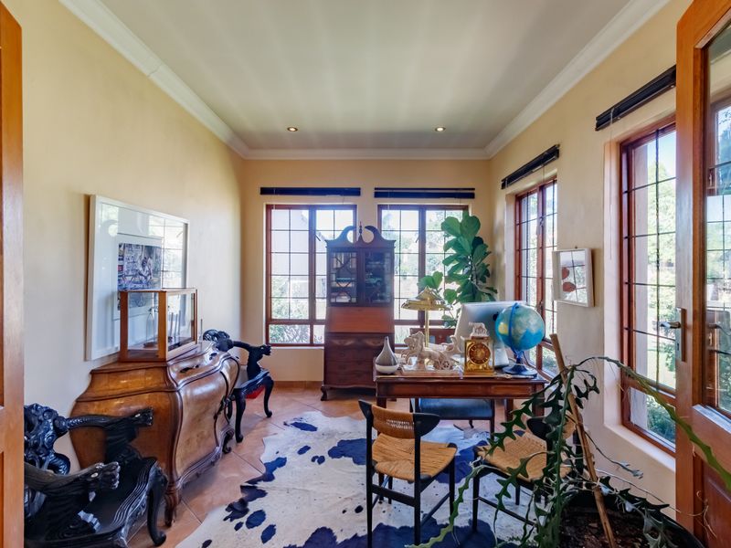 Space, Comfort & a Garden to Fall in Love With! - Photo 3