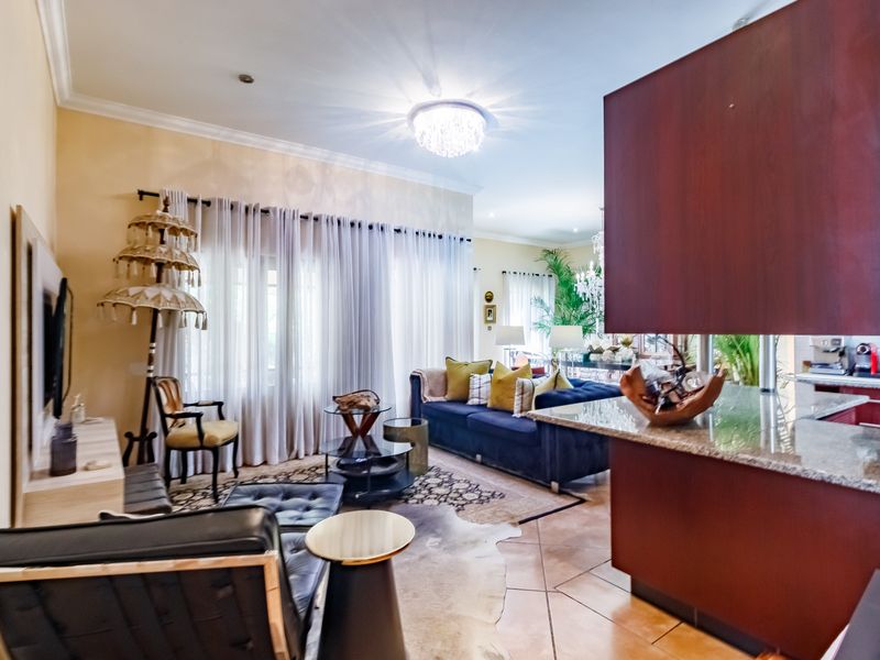 Space, Comfort & a Garden to Fall in Love With! - Photo 5