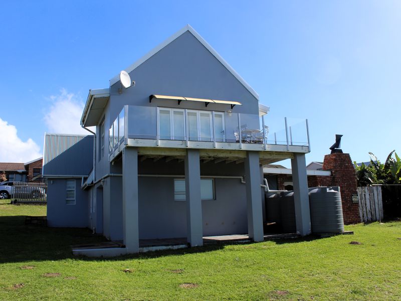 Three Bedroom Coastal Gem for Sale in Forest Downs, Port Alfred - Photo 2