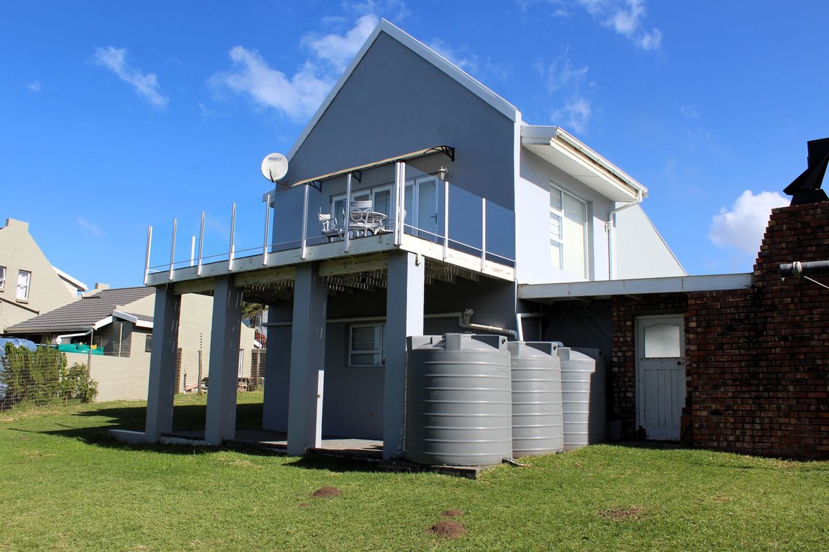 Three Bedroom Coastal Gem for Sale in Forest Downs, Port Alfred - Photo 3