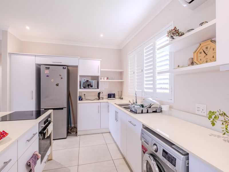 Simplex For Sale In Mount Edgecombe - Photo 4