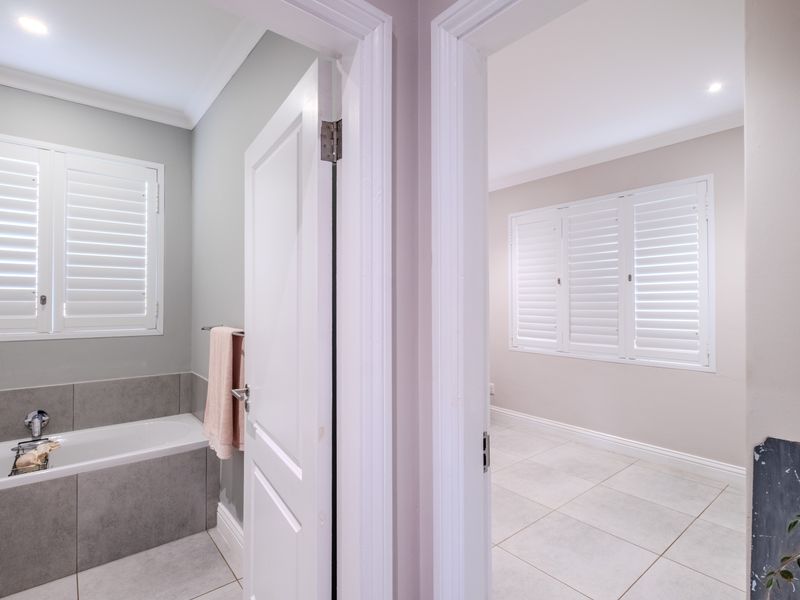 Simplex For Sale In Mount Edgecombe - Photo 10