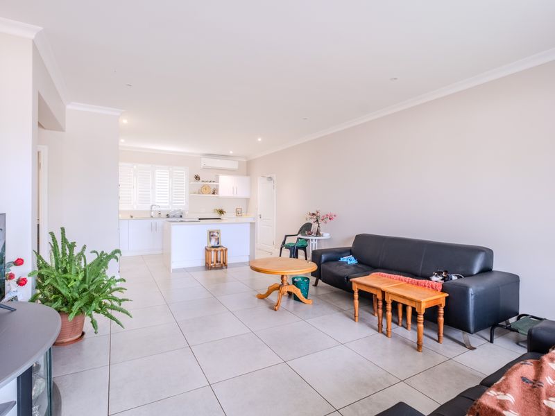 Simplex For Sale In Mount Edgecombe - Photo 8