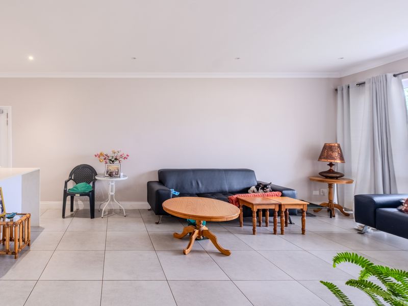 Simplex For Sale In Mount Edgecombe - Photo 7